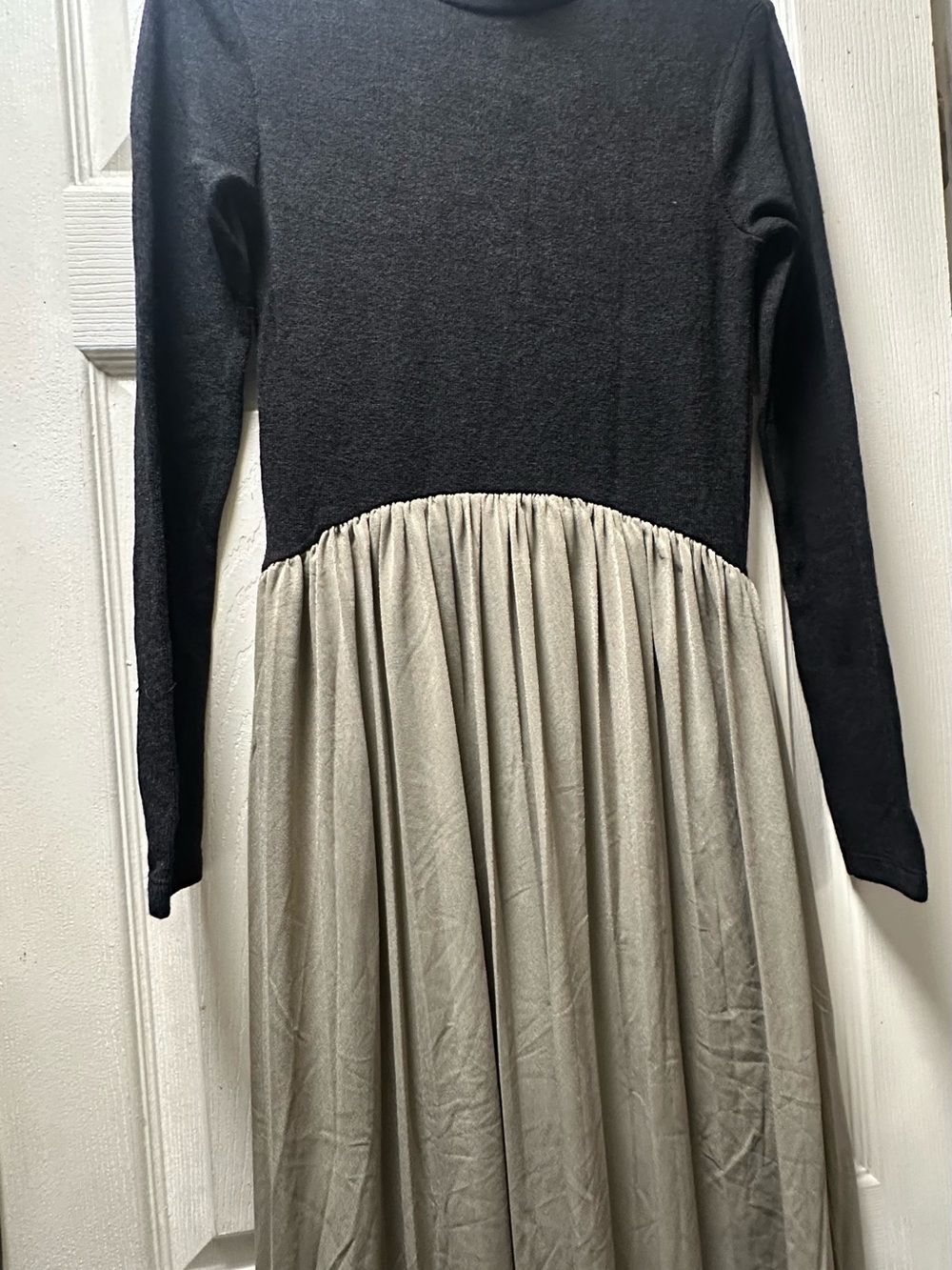 Zara  Black Top with Cream Gathered Skirt Casual Dress turtleneck size SM L/S